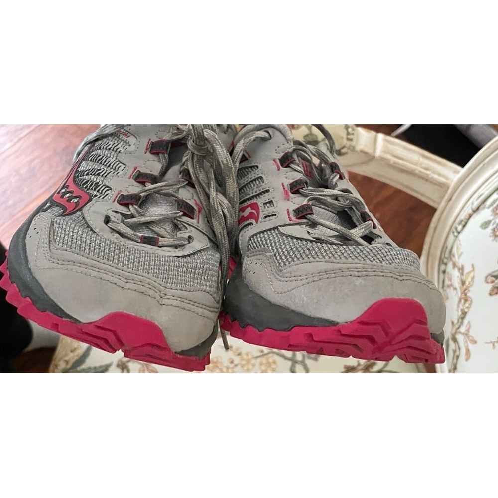 Saucony Excursion TR13 Trail Running Shoes Sneakers Grey Pink Size 8.5 - Picture 11 of 15